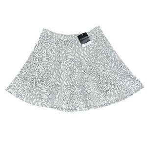 Topshop Women’s A-Line Textured Skirt Size 6 NWT